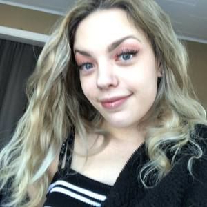 Meet your Posher, Lexi